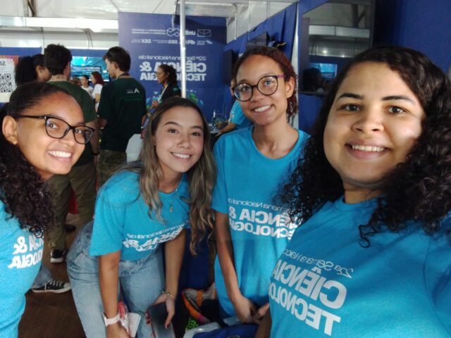 Laboratório ECoS marca presença na 22ª Semana Nacional de Ciência e Tecnologia